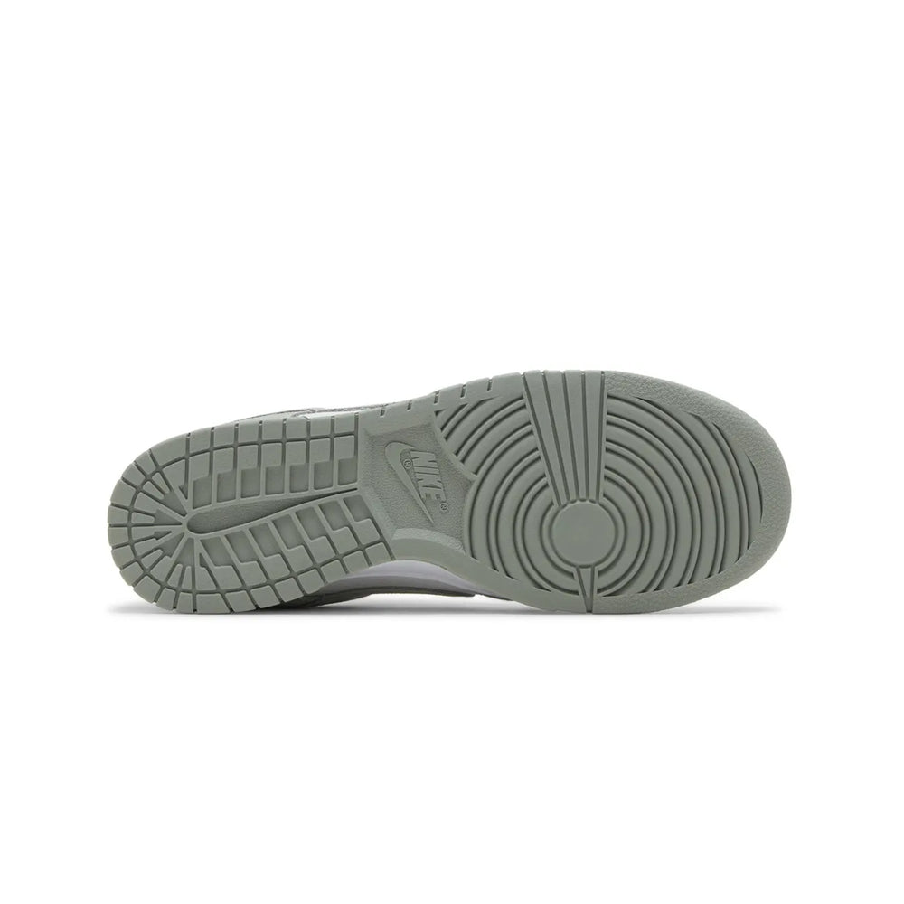 Nike-Dunk-Low-SE-‘White-Light-Pumice’-(2024)-7