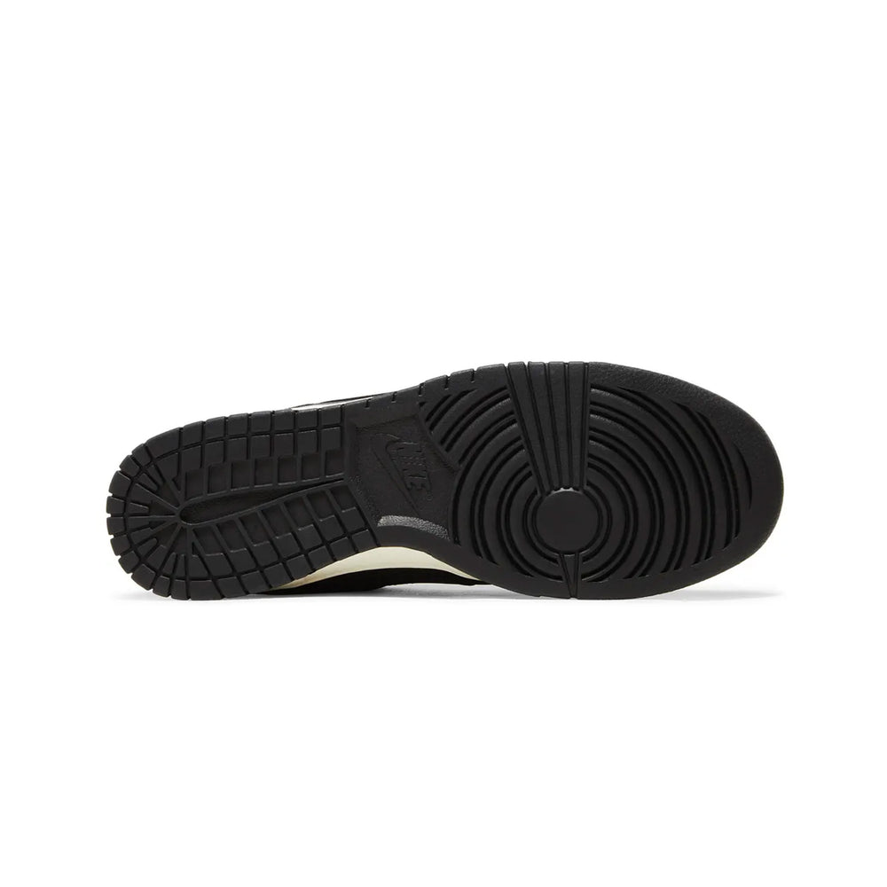 Nike-Dunk-Low-‘Black-Canvas’-(2023)-5