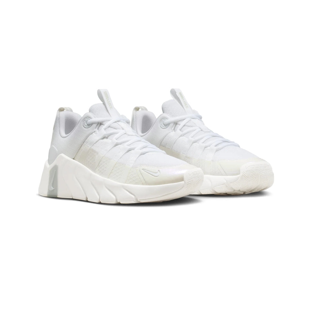 nike_free_metcon_7_white_sail_photon_dust_womens_2026_2