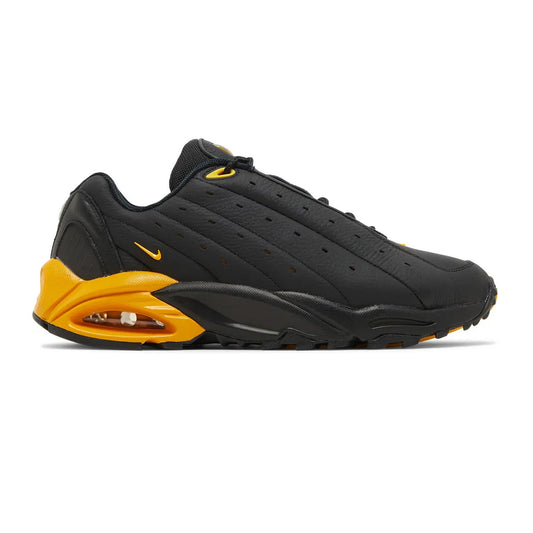 Nike-Hot-Step-Air-Terra-‘Drake-NOCTA-Black-Yellow’-(2022)-side