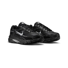 nike_initiator_black_grey_silver_2024_2