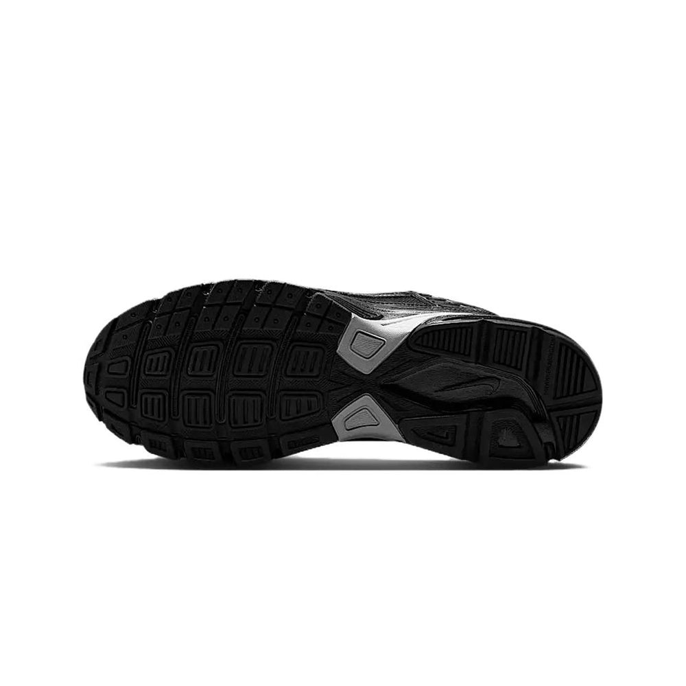 nike_initiator_black_grey_silver_2024_8