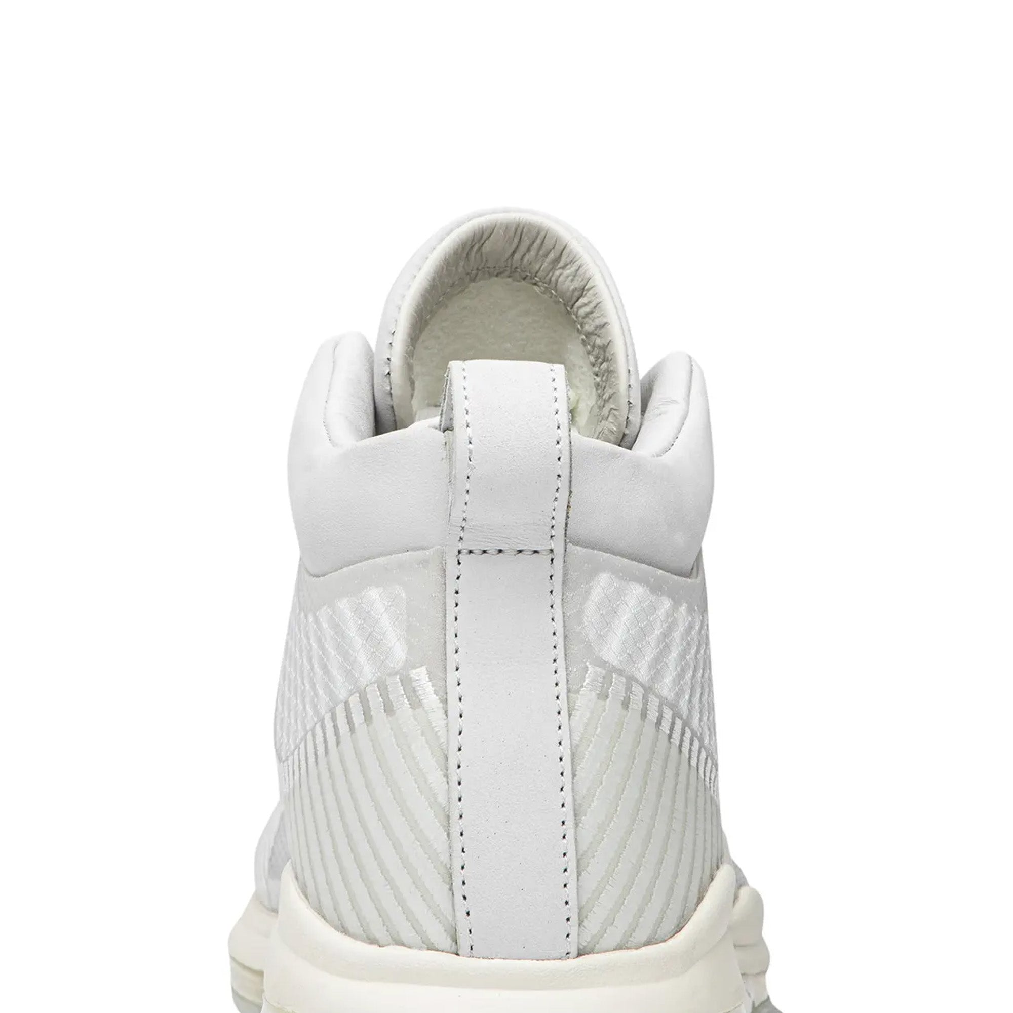 Nike-John-Elliott-x-LeBron-Icon-QS-‘Summit-White’-(2019)-back-close-up