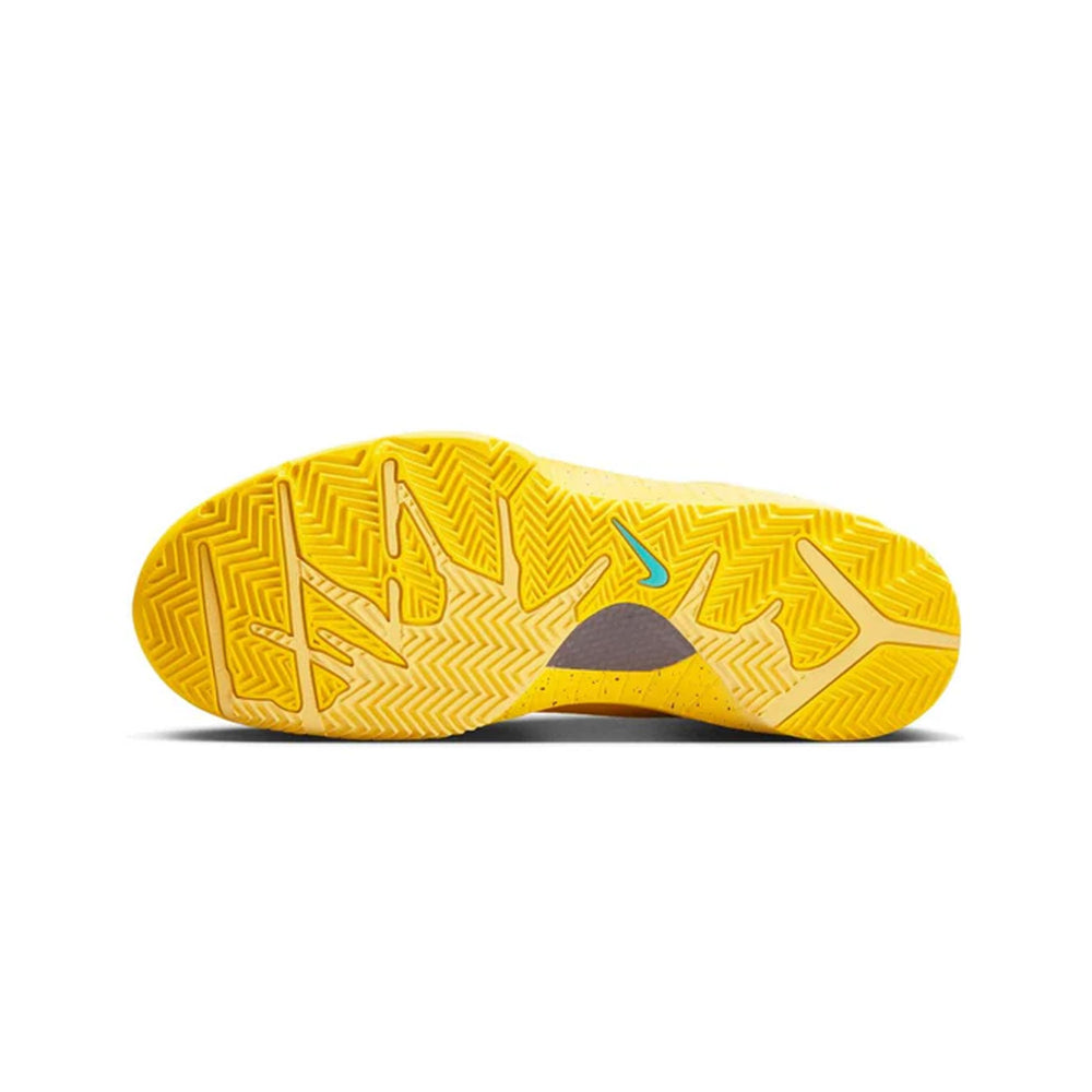 Nike-Kobe-4-Protro-‘CHBL’-6