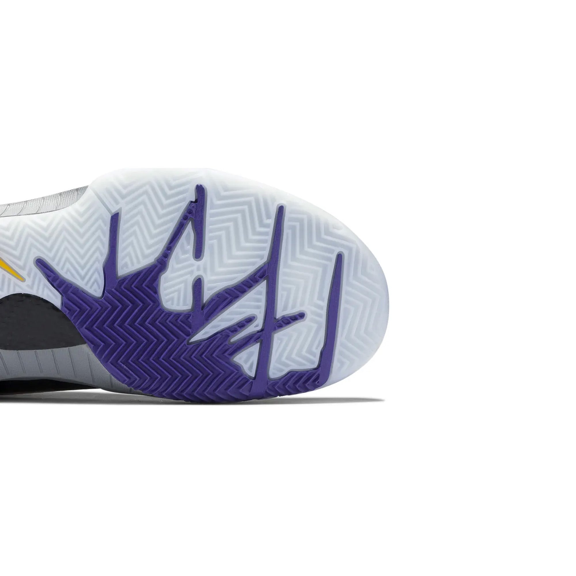 Nike-Kobe-4-Protro-‘Carpe-Diem’-(2019)-8