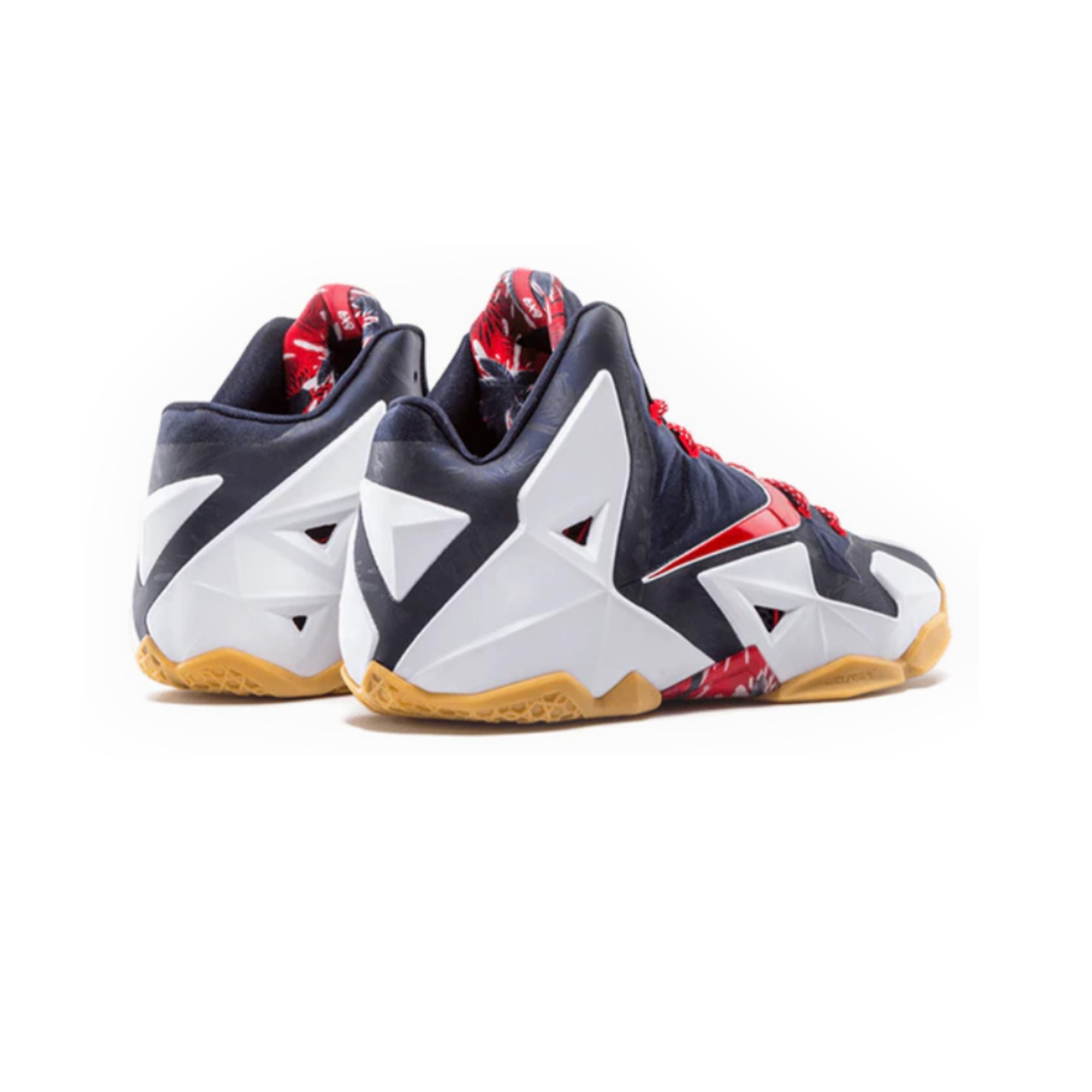 Nike-LeBron-11-‘Independence-Day’-back-side