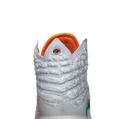 Nike-LeBron-17-LMTD-‘Future-Air’-back-close-up