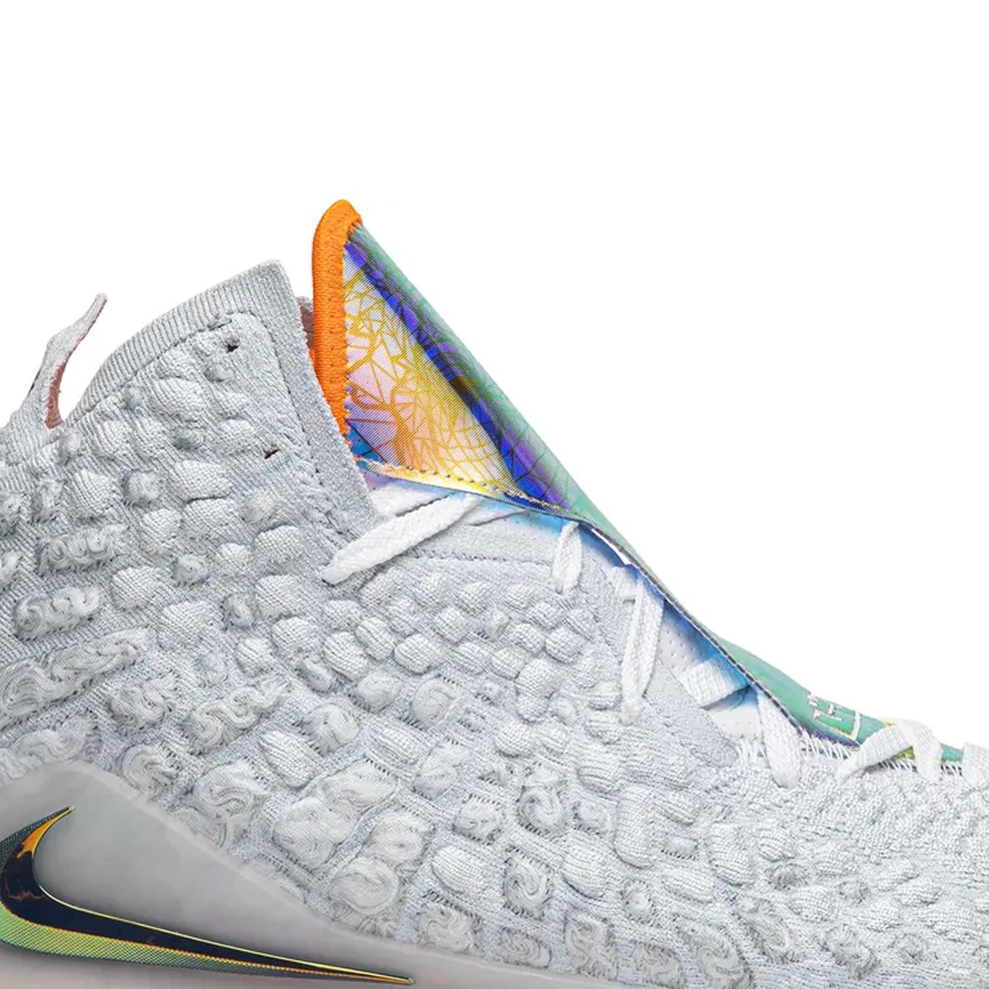 Nike-LeBron-17-LMTD-‘Future-Air’-side-close-up