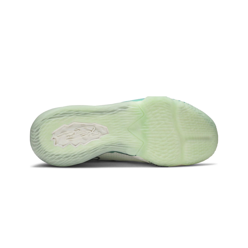 nike_lebron_17_low_glow_in_the_dark_2020_5