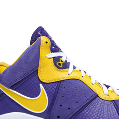 Nike-LeBron-8-‘Lakers’-sole