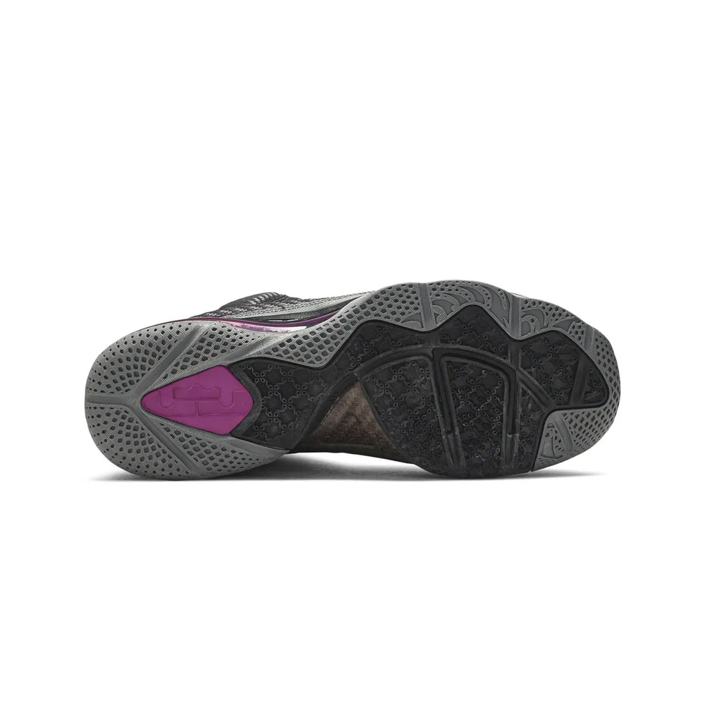 Nike-LeBron-9-Miami-Nights-2011-5