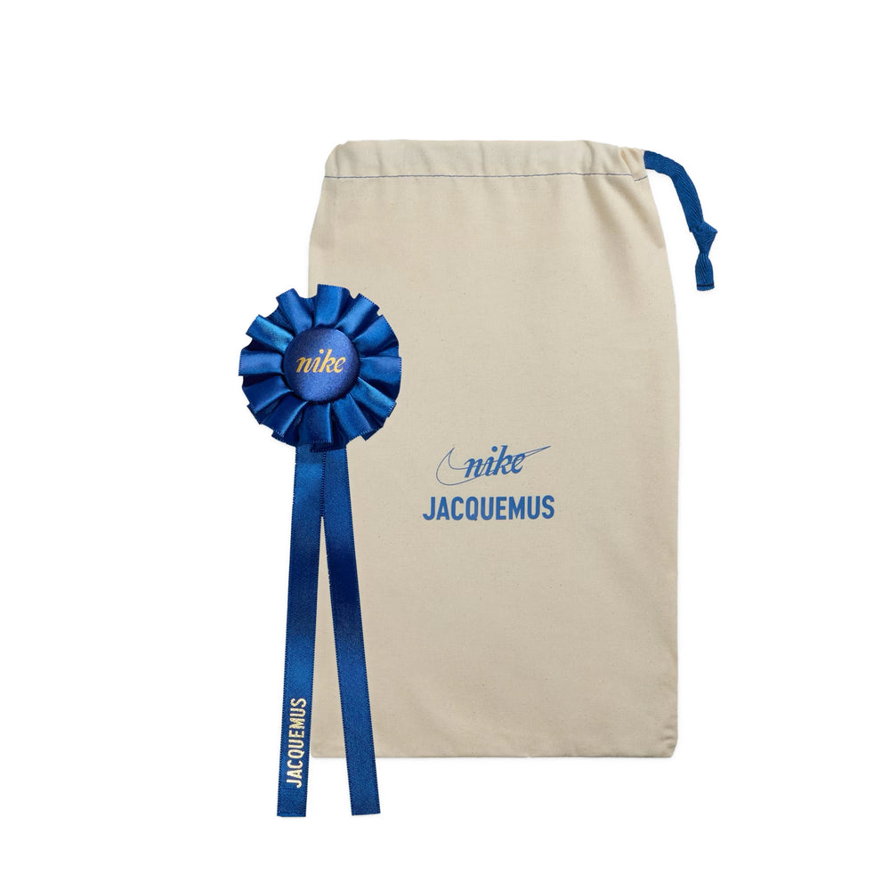 nike_moon_shoe_sp_jacquemus_soft_pearl_womens_2026_9