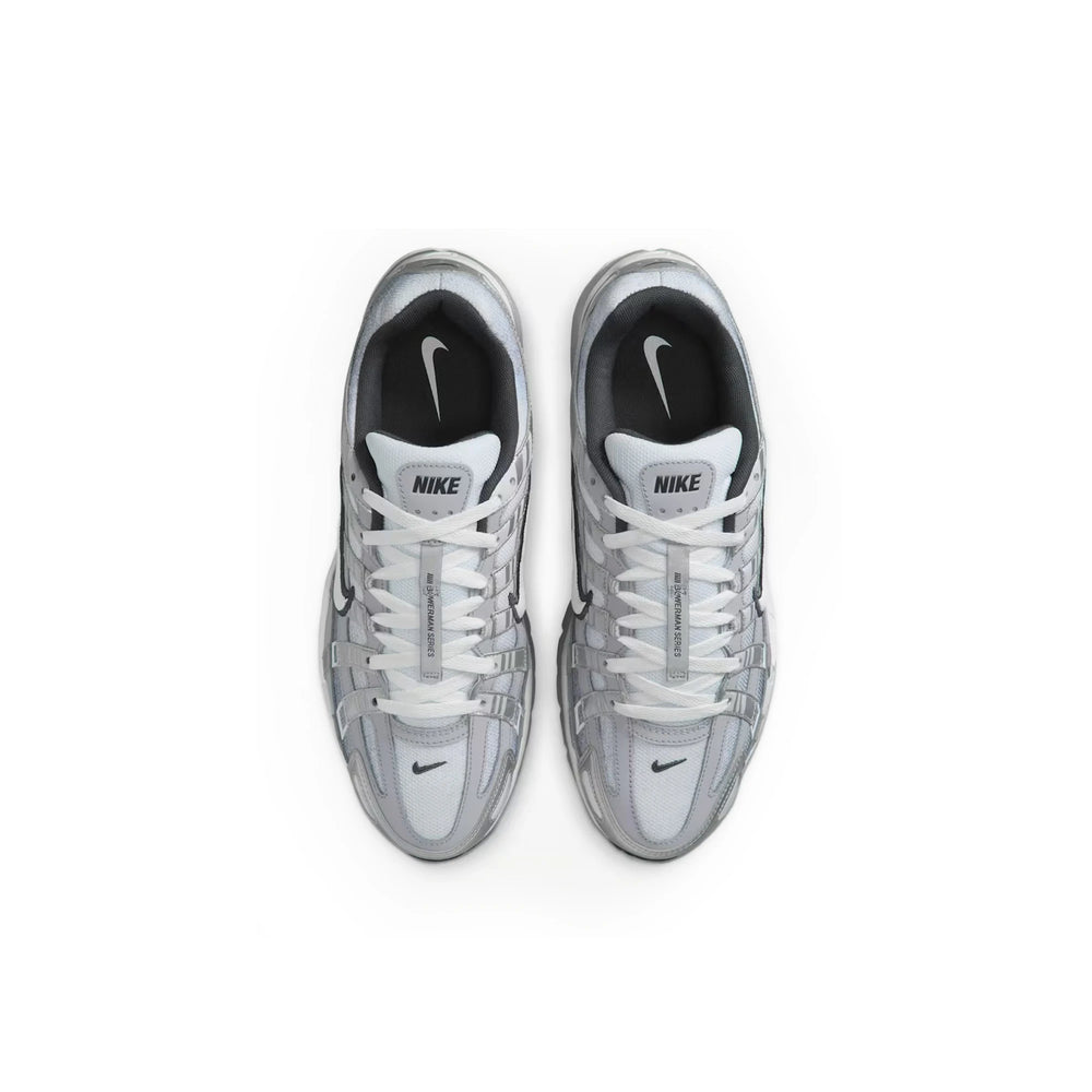 nike_p_6000_metallic_silver_summit_white_wolf_grey_2025_4