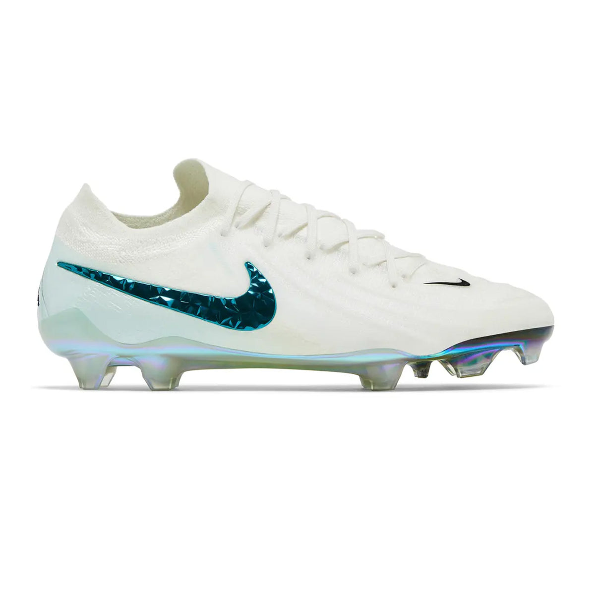 Nike-Phantom-GX-2-Elite-LV8-FG