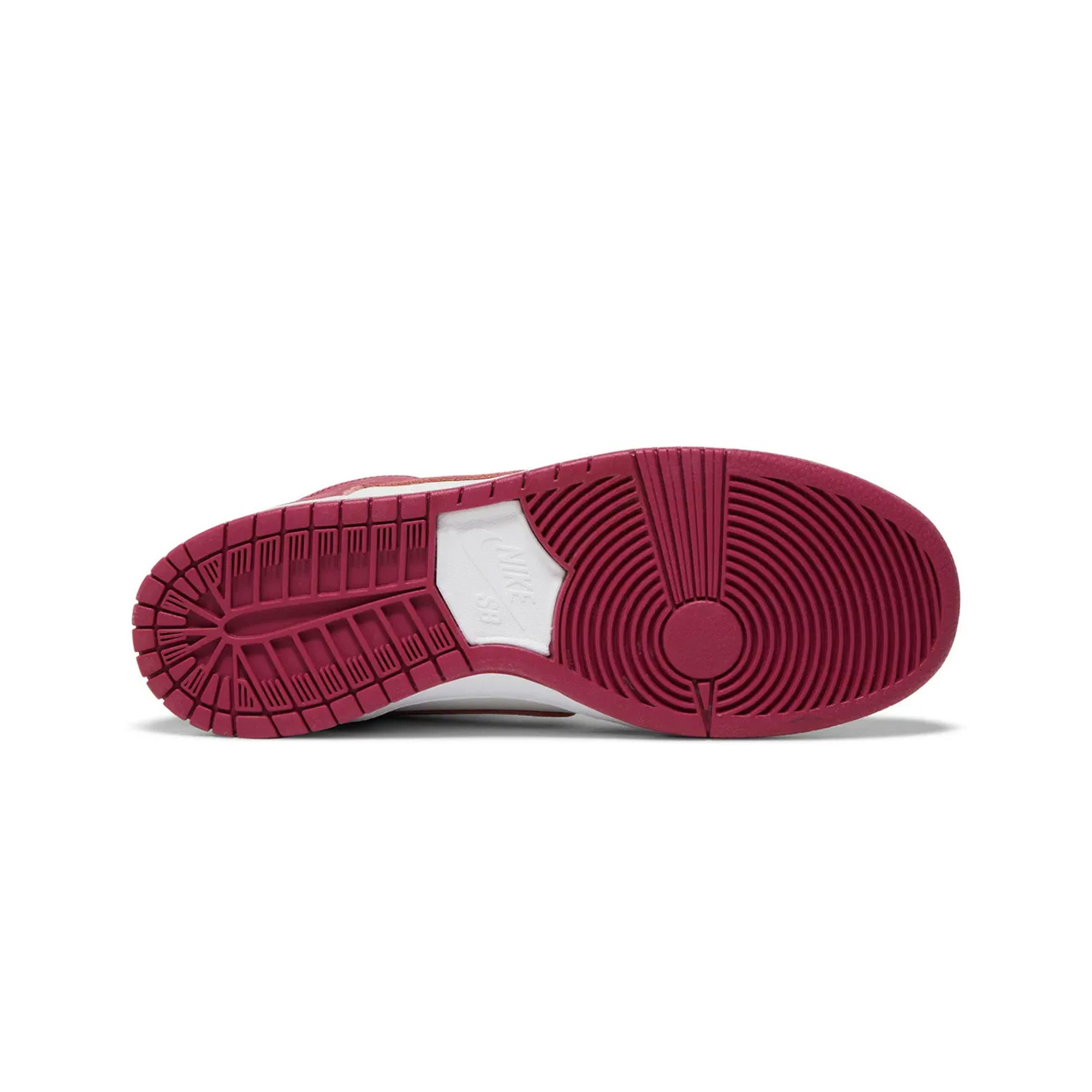 Nike-SB-Dunk-High-Pro-‘Sweet-Beet’-5