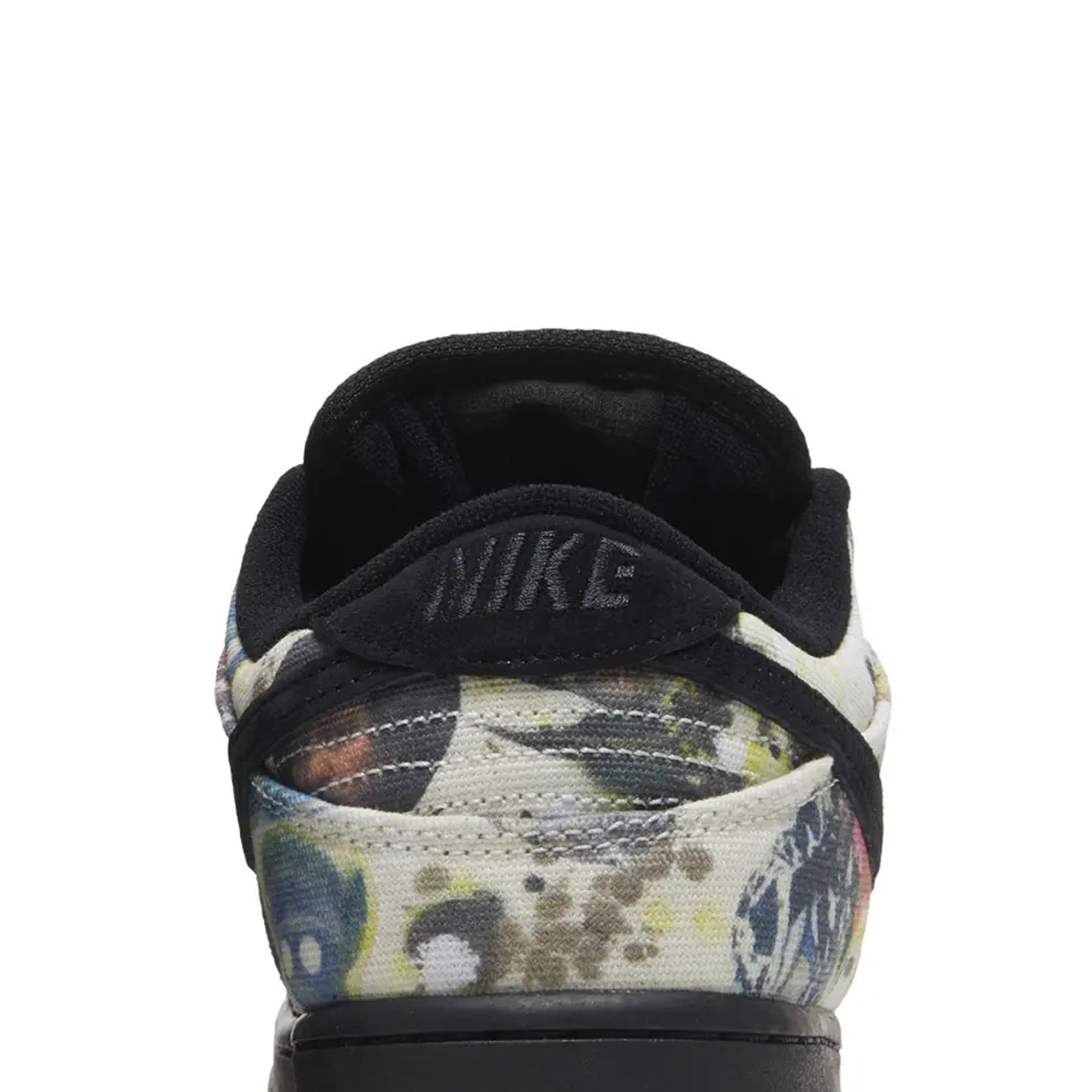 Nike-SB-Dunk-Low-x-Supreme-‘Rammellzee’-(2023)-back-close-up