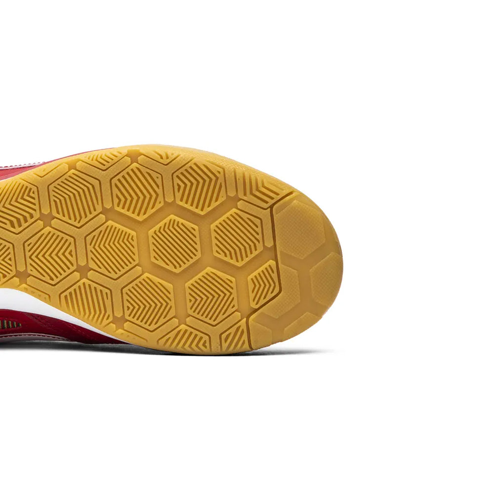 Nike-SB-Gato-Supreme-Red-2018-8