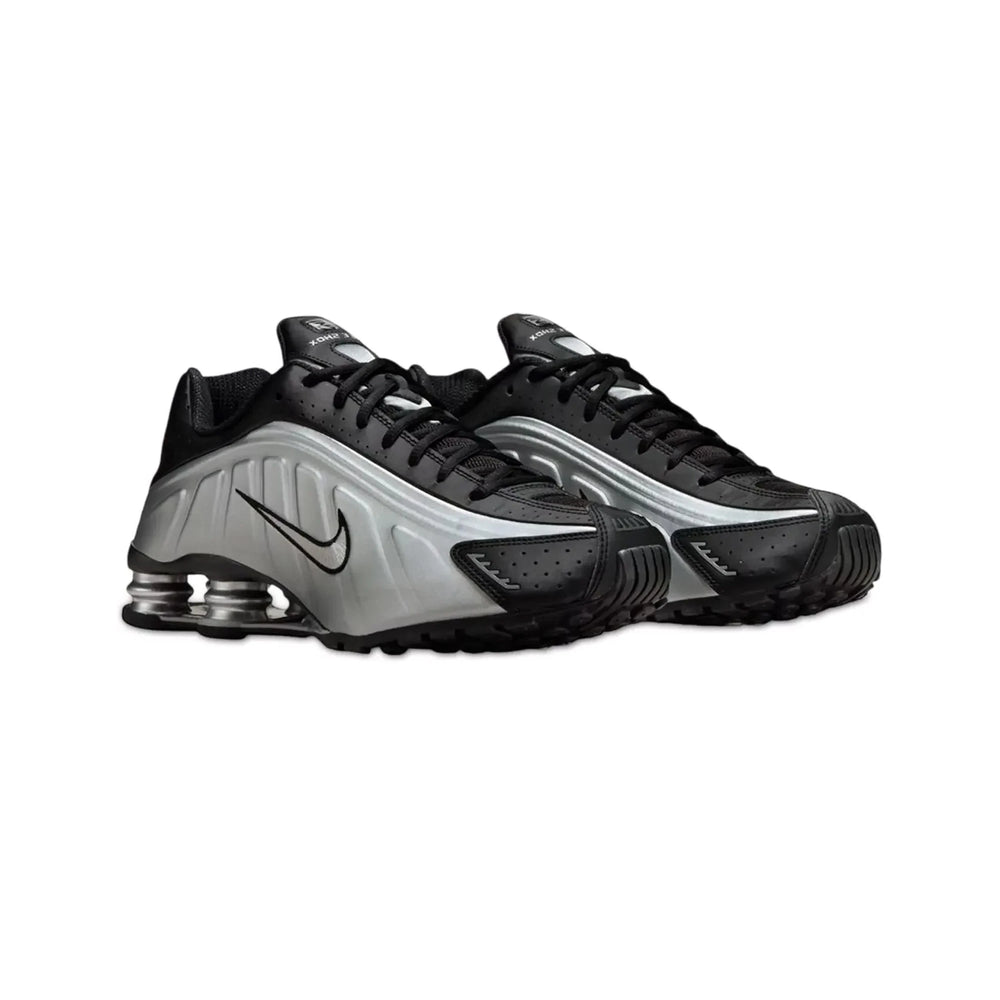 nike_shox_r4_metallic_silver_black_2025_1