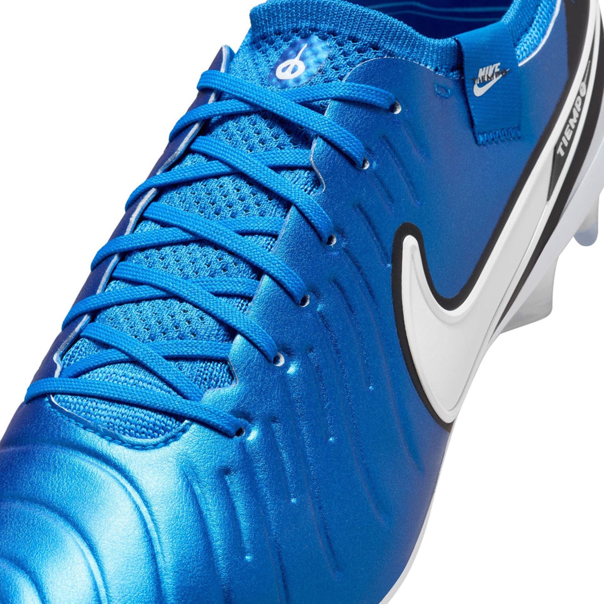 Nike-Tiempo-Legend-10-Elite-FG-‘Soar-White’-(2024)-laces-close-up