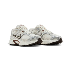 nike_v5_rnr_sail_fauna_brown_phantom_light_orewood_brown_womens_2025_2