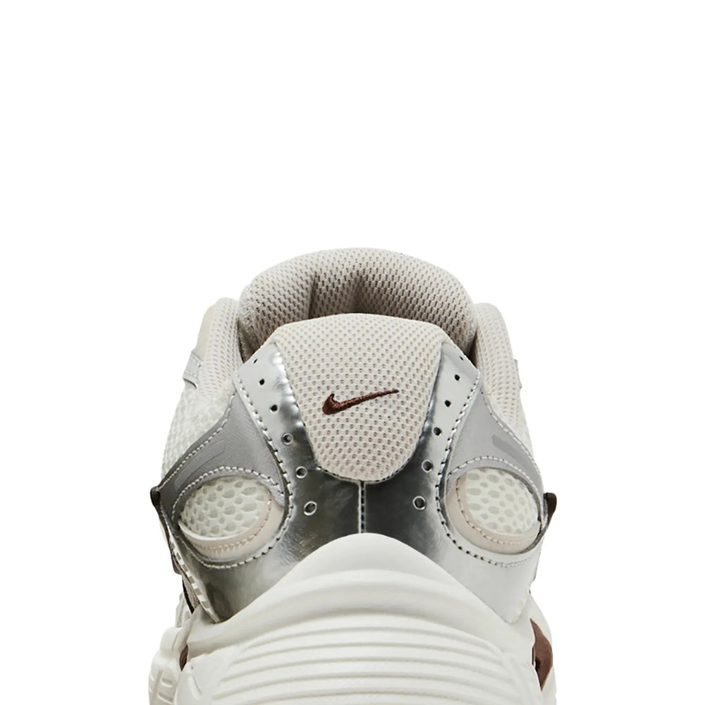 nike_v5_rnr_sail_fauna_brown_phantom_light_orewood_brown_womens_2025_6