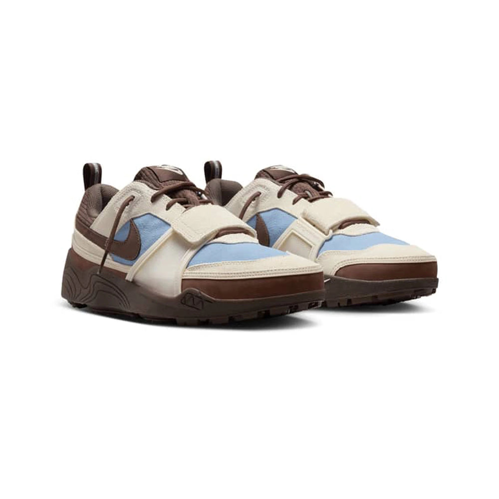 Nike Zoom Field Jaxx x Travis Scott 'Leche Blue' (2025) – PUSHAS Nike Zoom Field Jaxx x Travis Scott 'Leche Blue' (2025) – PUSHAS