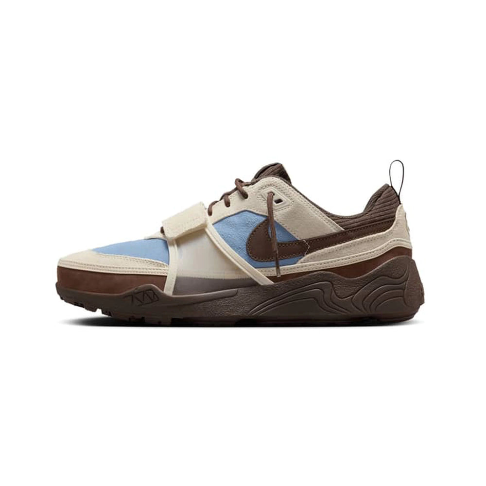 Nike Zoom Field Jaxx x Travis Scott 'Leche Blue' (2025) – PUSHAS Nike Zoom Field Jaxx x Travis Scott 'Leche Blue' (2025) – PUSHAS