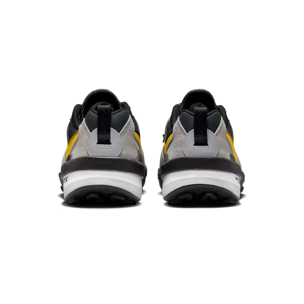 nike_x_sacai_zegamadome_sp_cream_black_yellow_2025_4