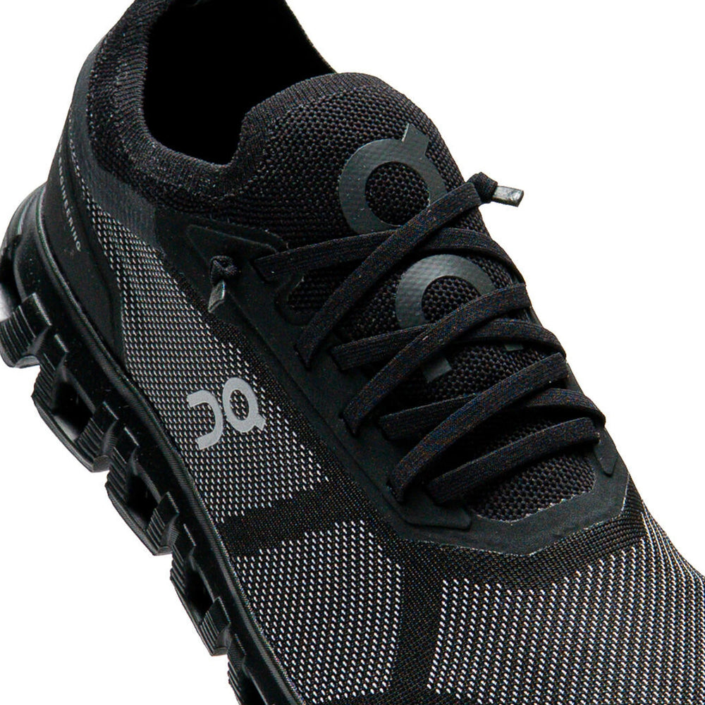 on_running_cloud_6_versa_black_eclipse_2025_5