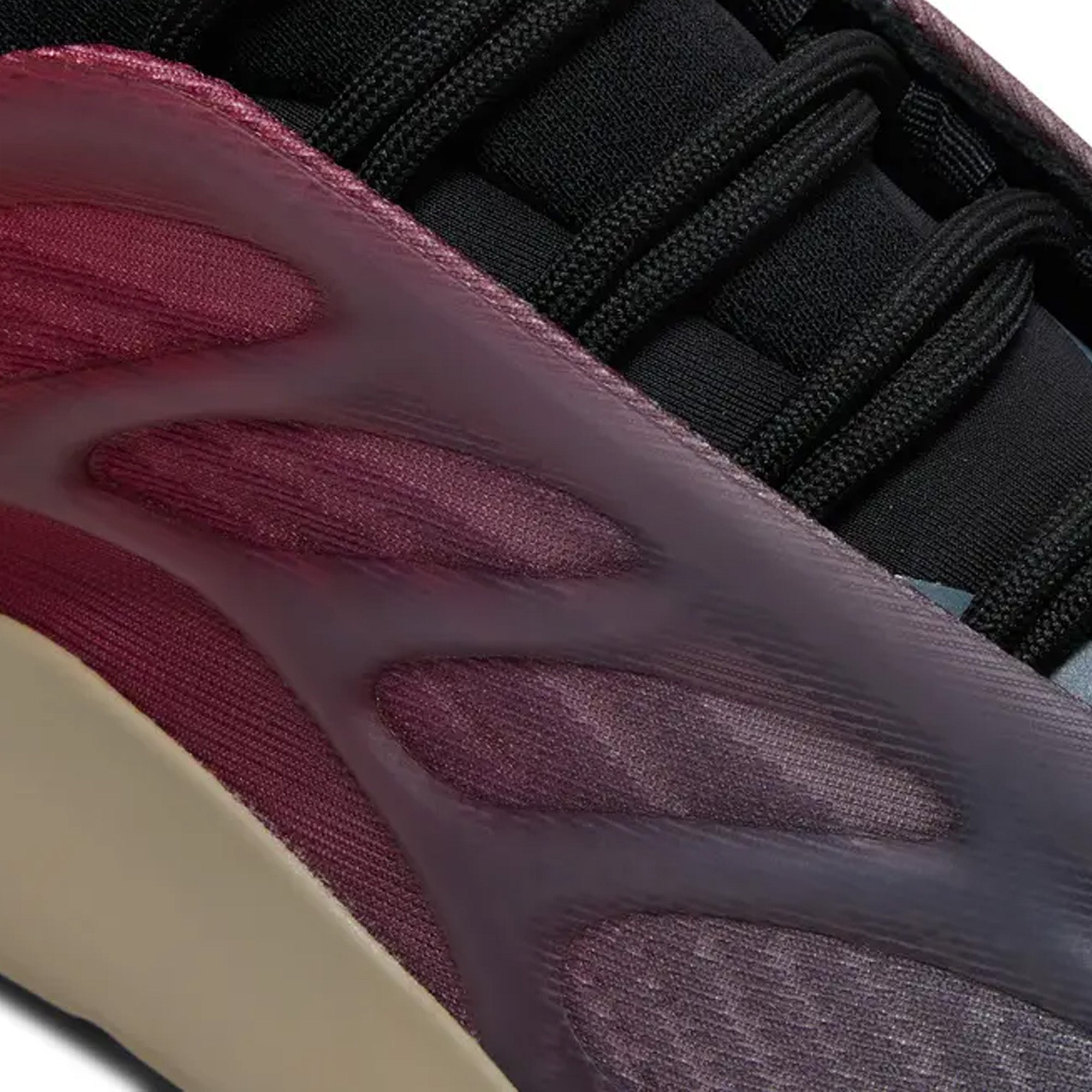 Yeezy-700-V3-‘Fade-Carbon’-(2022)-front-side-close-up