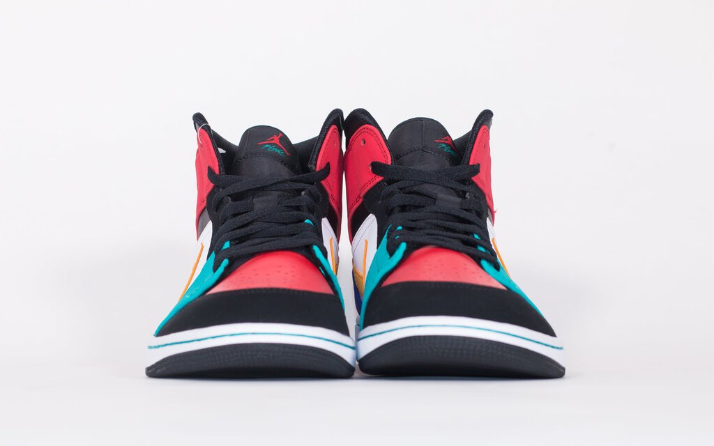 Jordan 1 hot sale bred multicolor