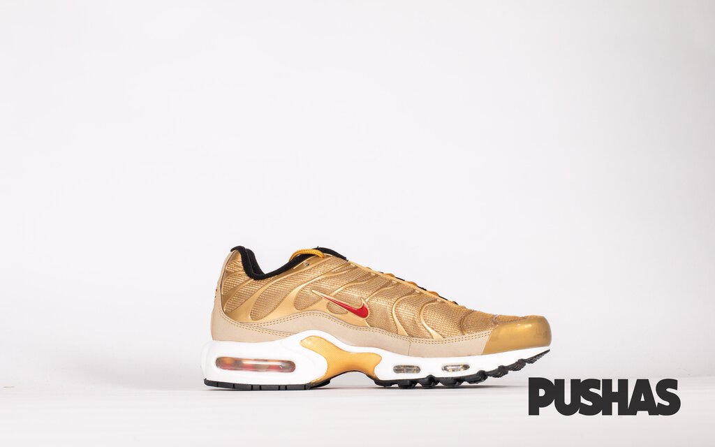 Air max plus metallic gold clearance womens