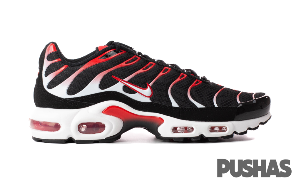 Nike black hot sale and white tns