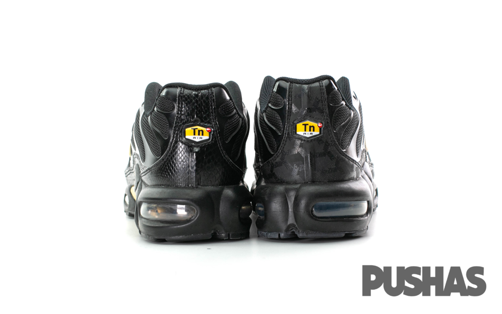 Nike tn 2025 gold and black