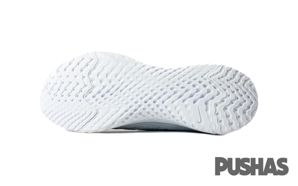 Epic react flyknit 2 women's wolf grey online